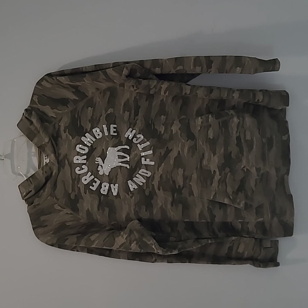 Abercrombie Kids hooded sweatshirt, size 15/16
